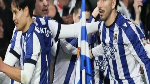 “八旬五虎齐发力，四将晋级八强，国锦赛精彩不断”